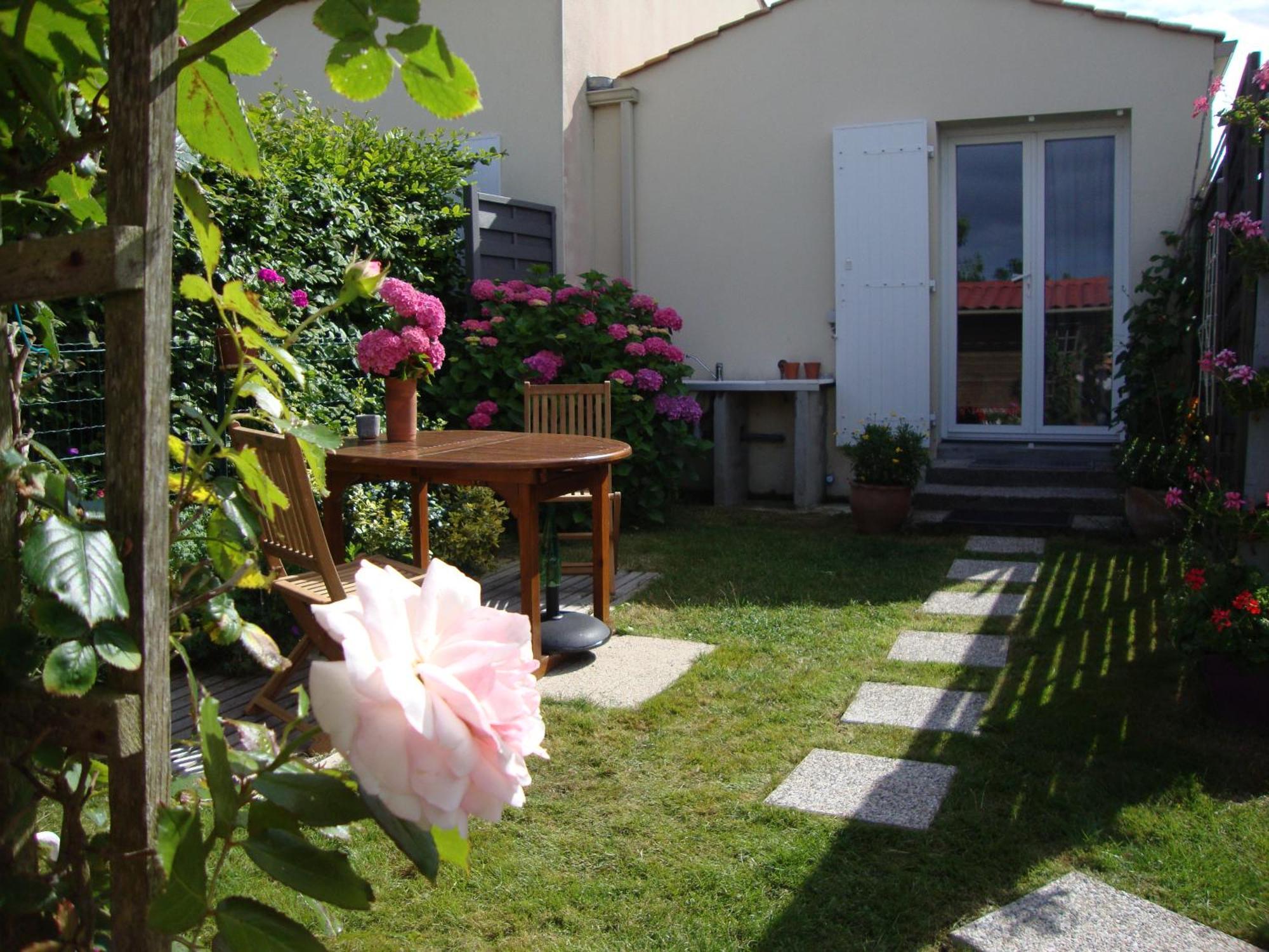Mer A Pied Vrai Lit Linge Fourni Jardin Brétignolles-sur-Mer Exteriör bild