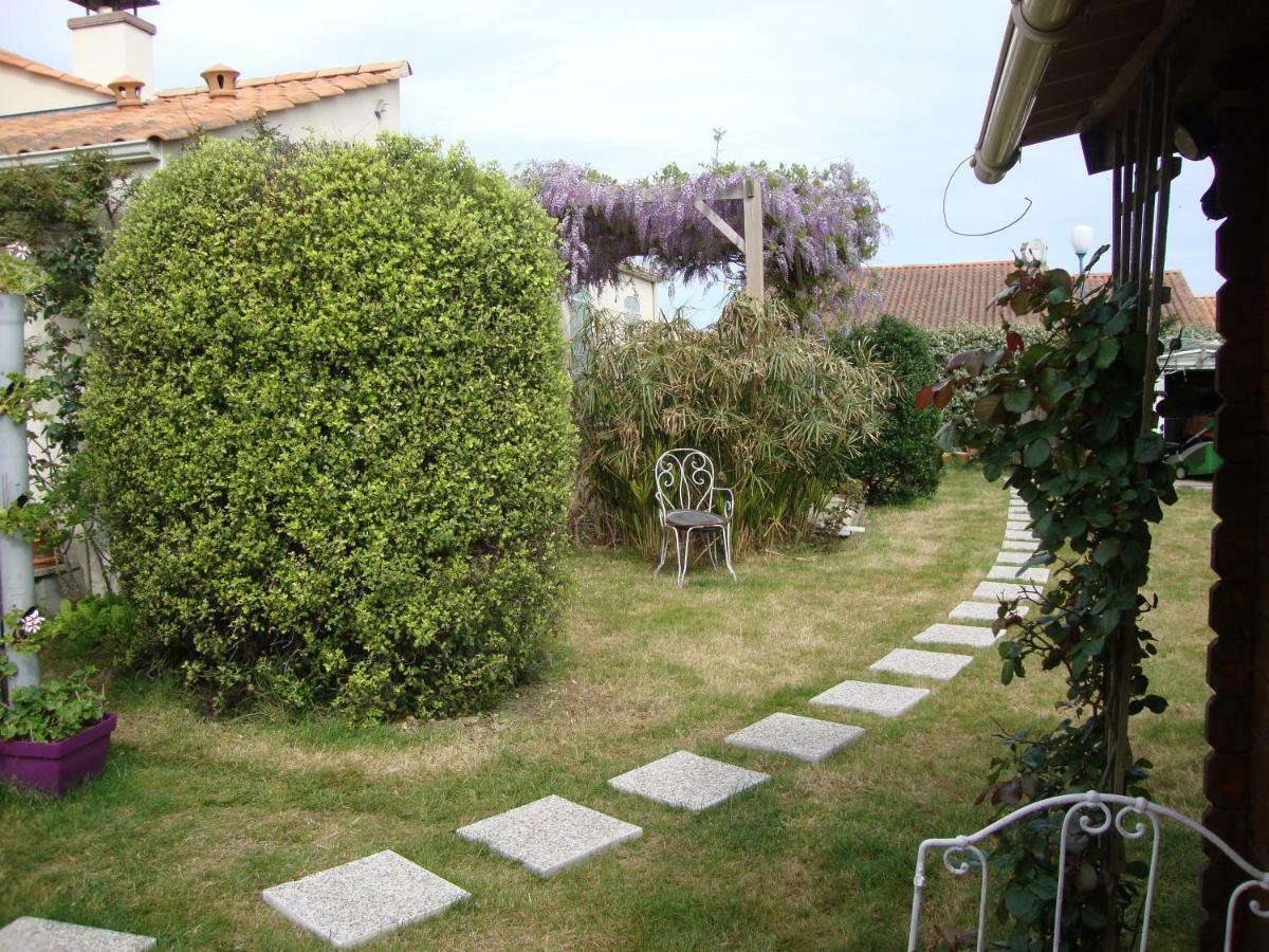 Mer A Pied Vrai Lit Linge Fourni Jardin Brétignolles-sur-Mer Exteriör bild